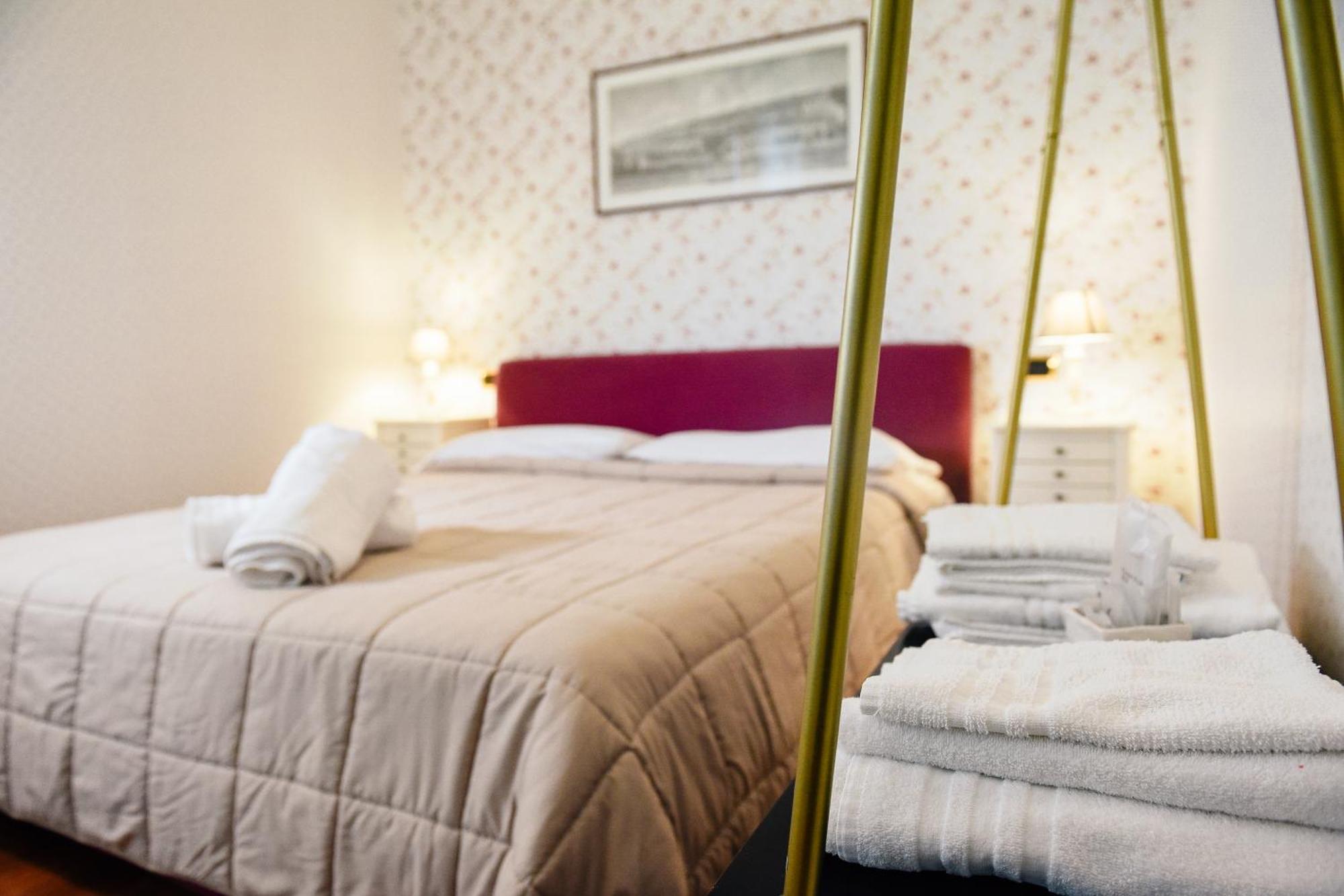 Al Centro Luxury Home Caserta Exteriér fotografie