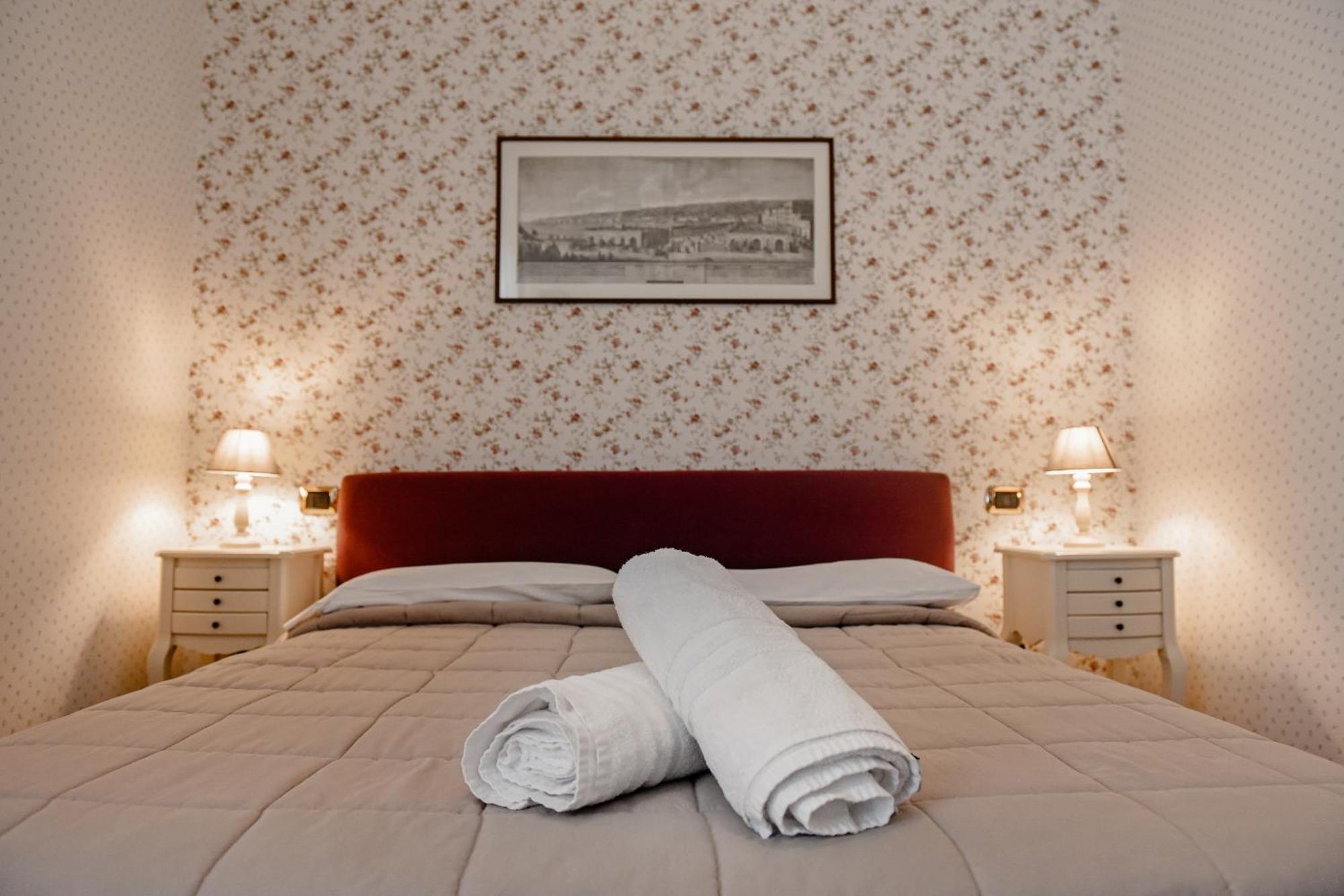 Al Centro Luxury Home Caserta Exteriér fotografie